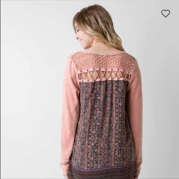 BKE Tops - LOWEST PRICE Bke Gimmicks lace detailed thermal